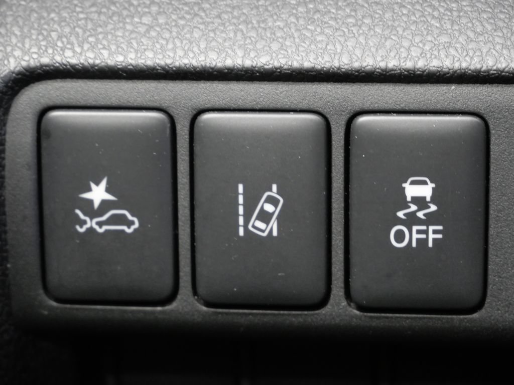 Used 2024 Mitsubishi Eclipse Cross LE AWD/4WD image 13