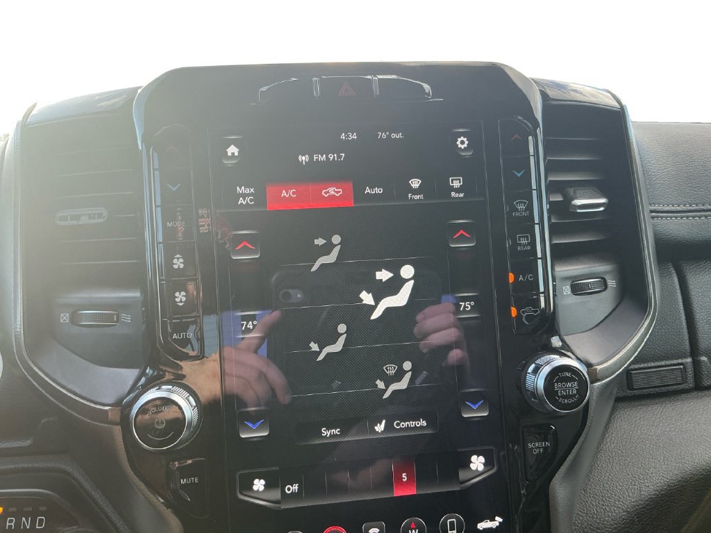 Used 2020 RAM 1500 Rebel AWD/4WD image 19