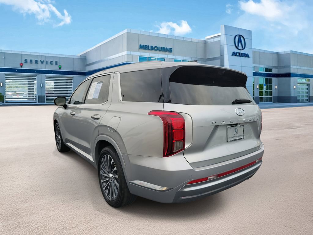 Used 2024 Hyundai Palisade Calligraphy image 4