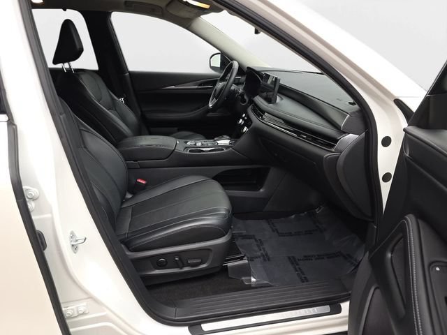 Used 2023 INFINITI QX60 Luxe AWD/4WD image 34