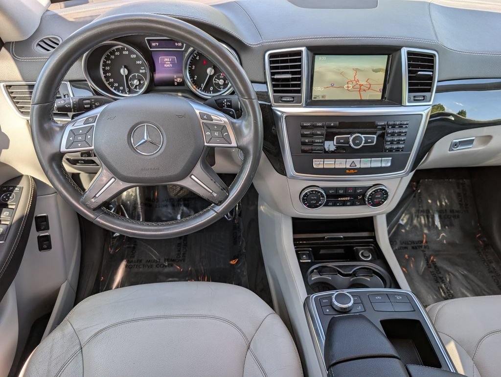 Used 2015 Mercedes-Benz GL 450 4MATIC image 21