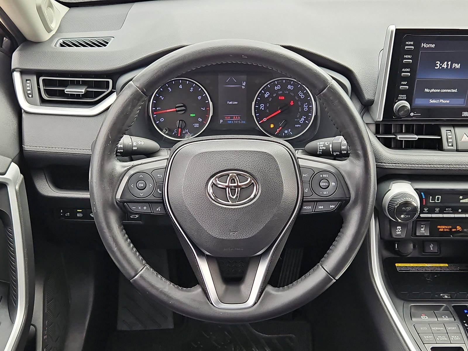 Used 2020 Toyota RAV4 XLE Premium AWD/4WD image 14