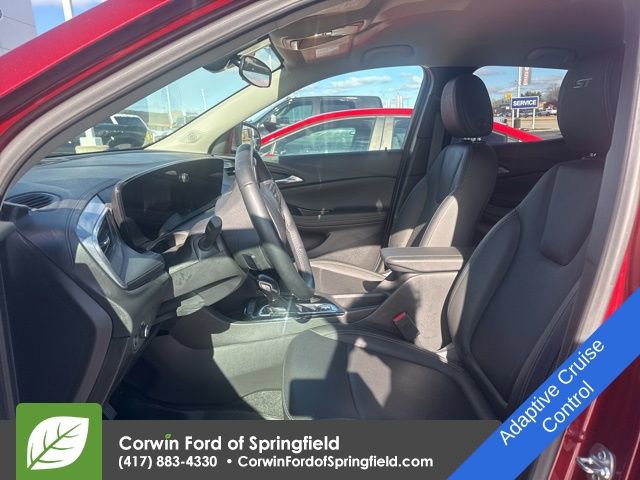 Used 2024 Buick Encore GX Sport Touring w/ Advanced Technology Package image 13