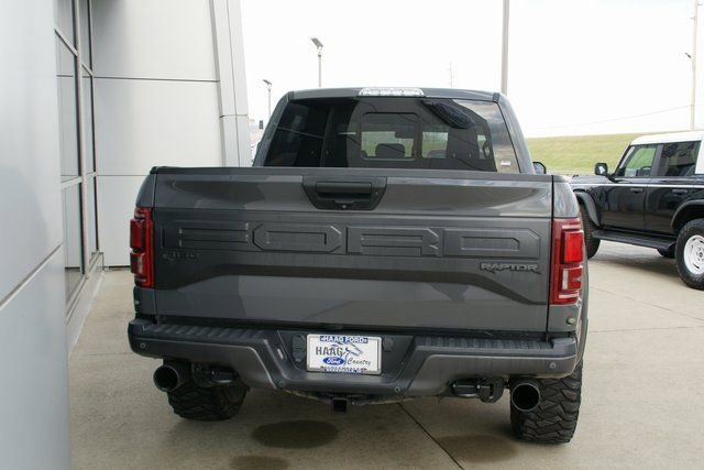 Used 2018 Ford F150 Raptor w/ Equipment Group 801A Mid image 4