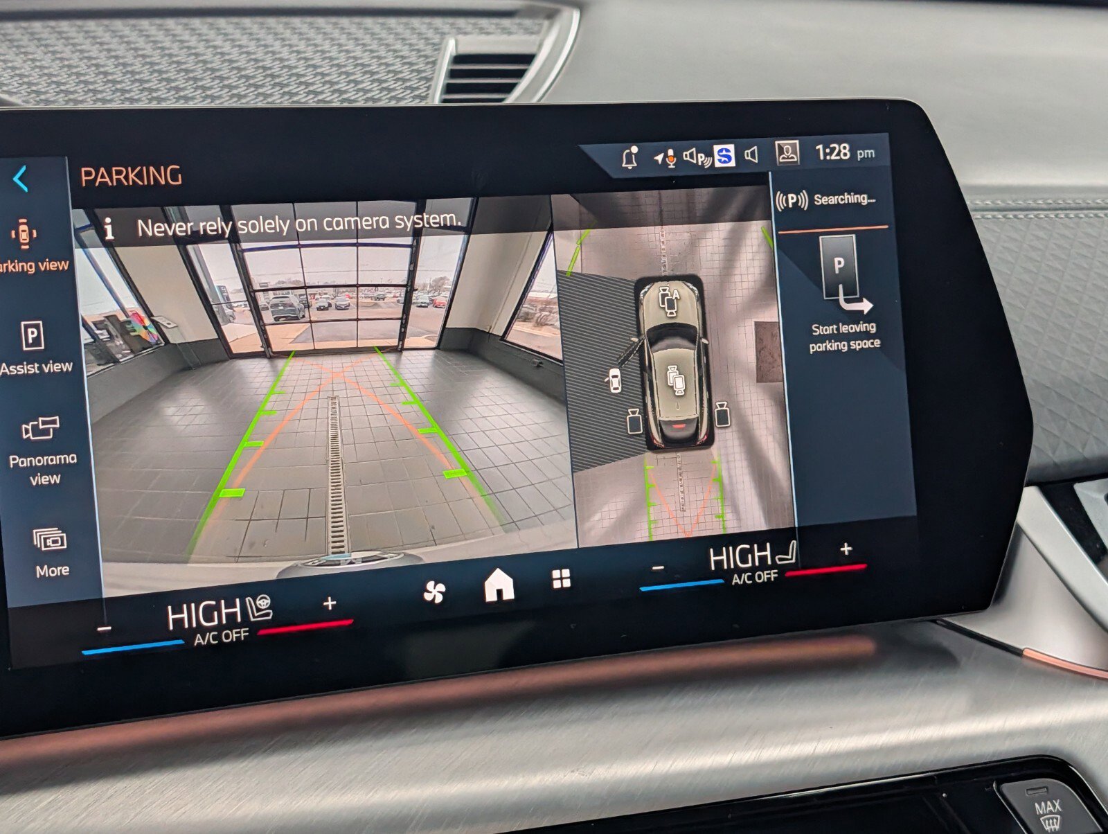 New 2026 BMW X2 xDrive28i w/ Technology Package image 23