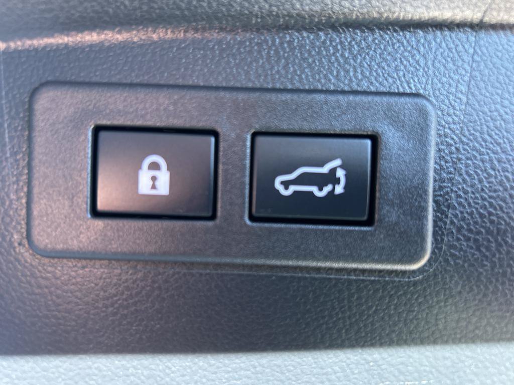 Certified 2023 Subaru Outback Limited AWD/4WD image 9