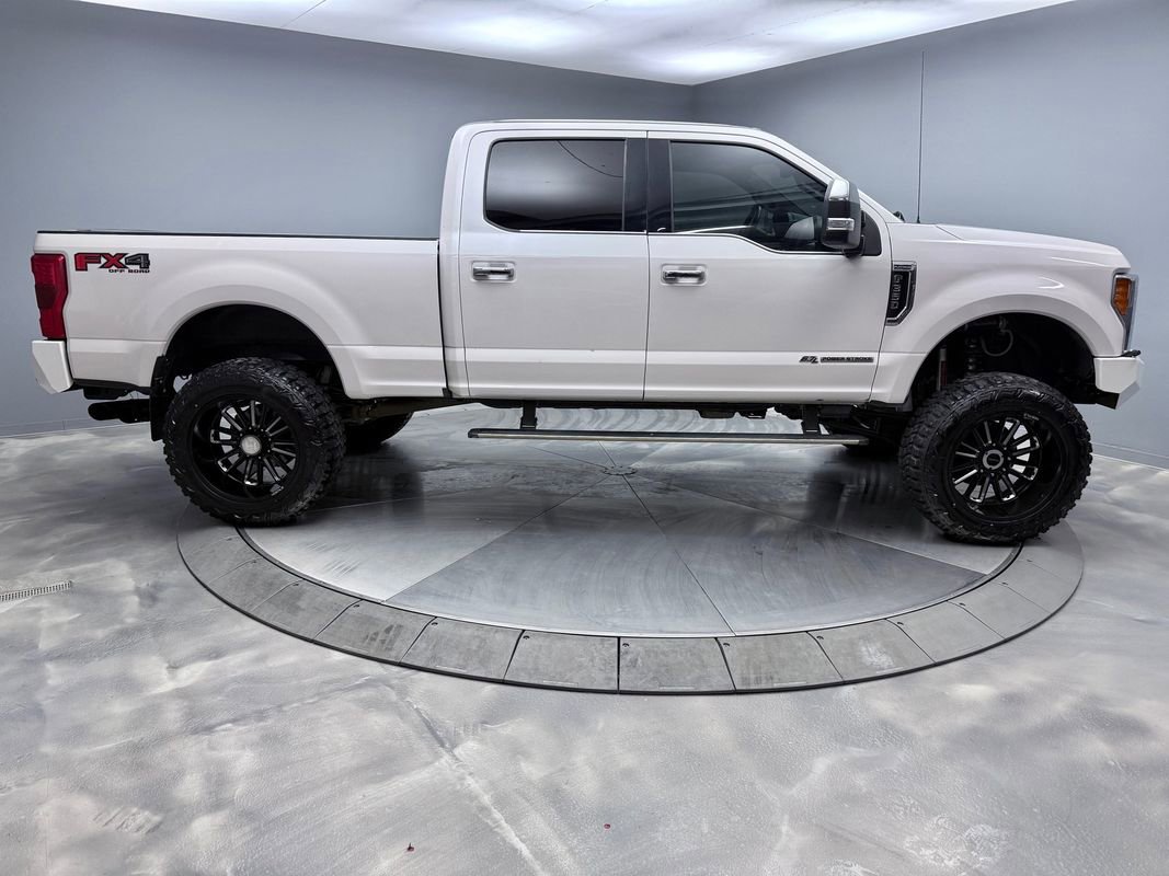 Used 2018 Ford F350 Platinum w/ Platinum Ultimate Package image 4