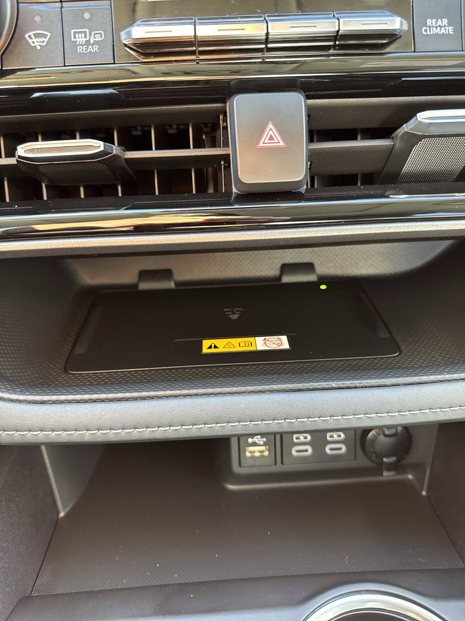 Used 2023 Toyota Highlander XLE image 29