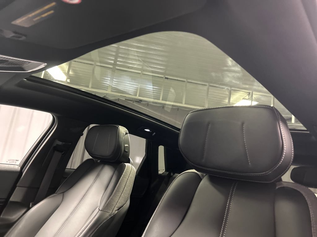 Used 2024 Cadillac Lyriq Tech RWD image 22