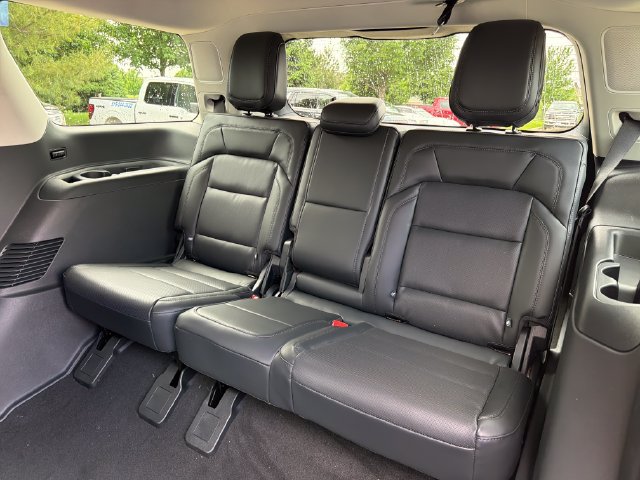 New 2026 Lincoln Navigator Reserve AWD/4WD image 14