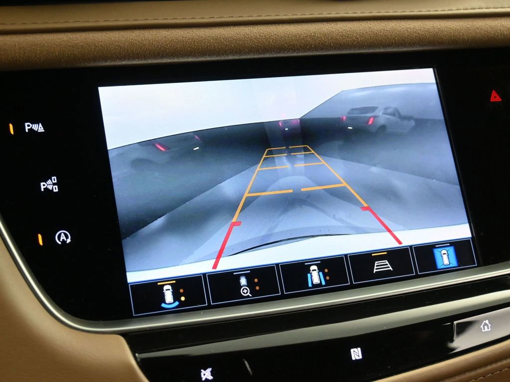 Used 2021 Cadillac XT5 Premium Luxury w/ Platinum Package FWD image 22