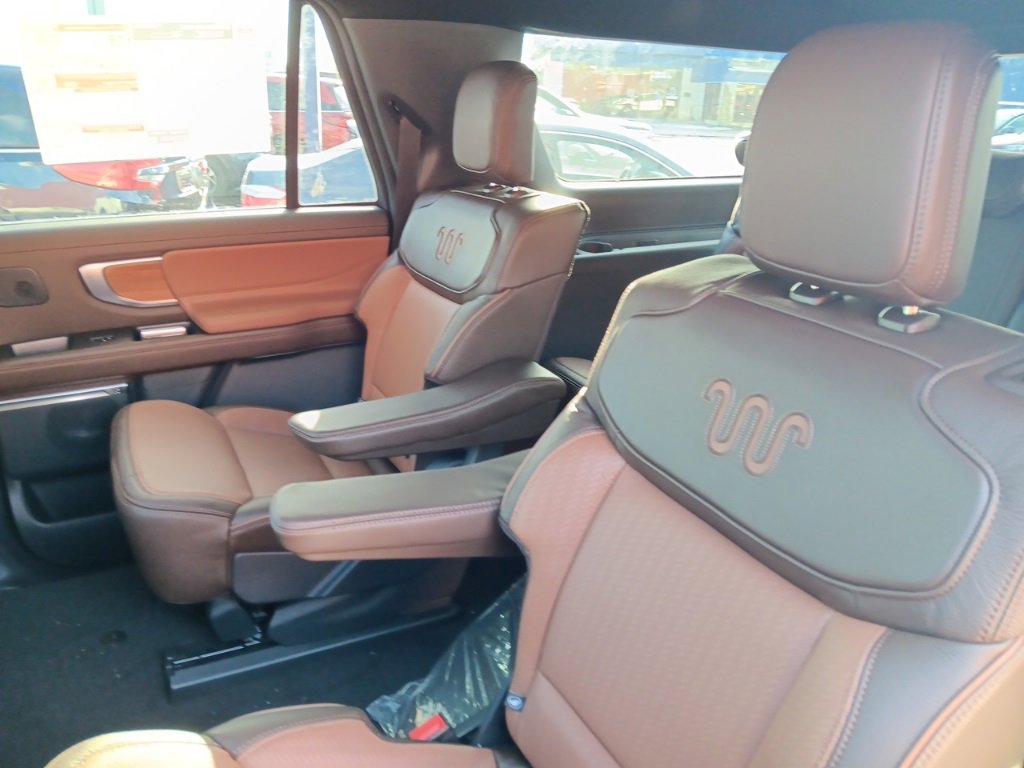 New 2025 Ford Expedition Max King Ranch image 17