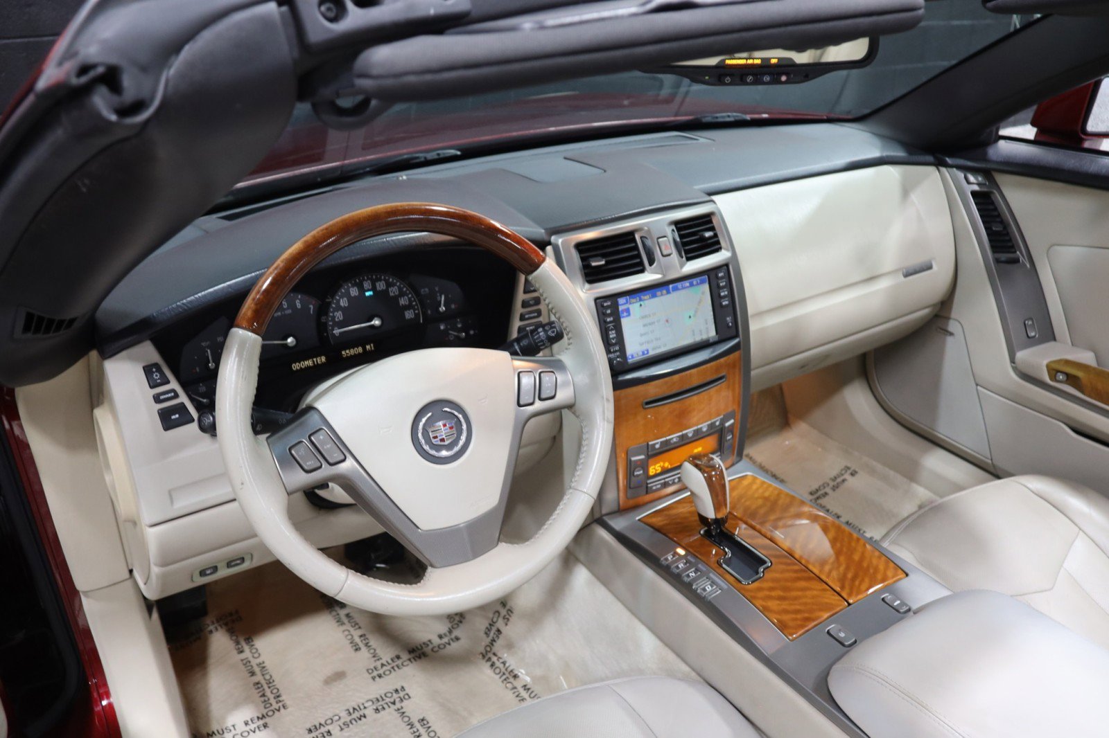 Used 2006 Cadillac XLR image 35