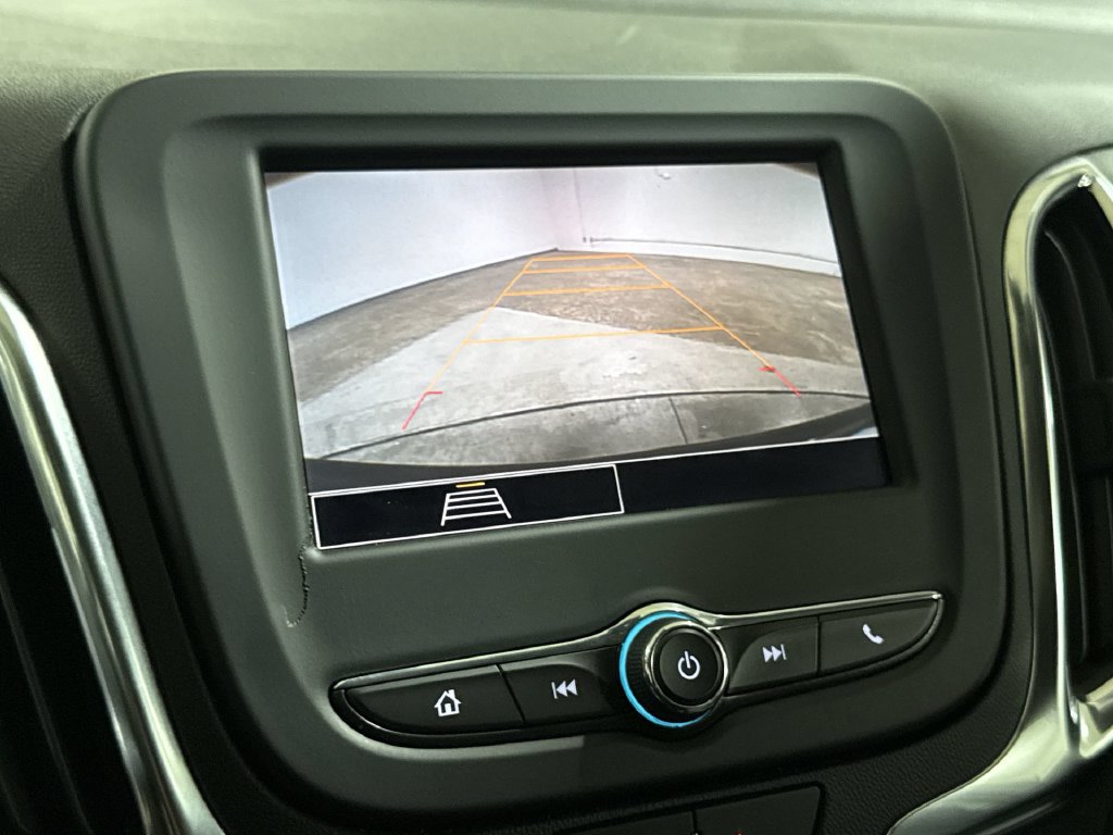 Used 2024 Chevrolet Equinox LT FWD image 15