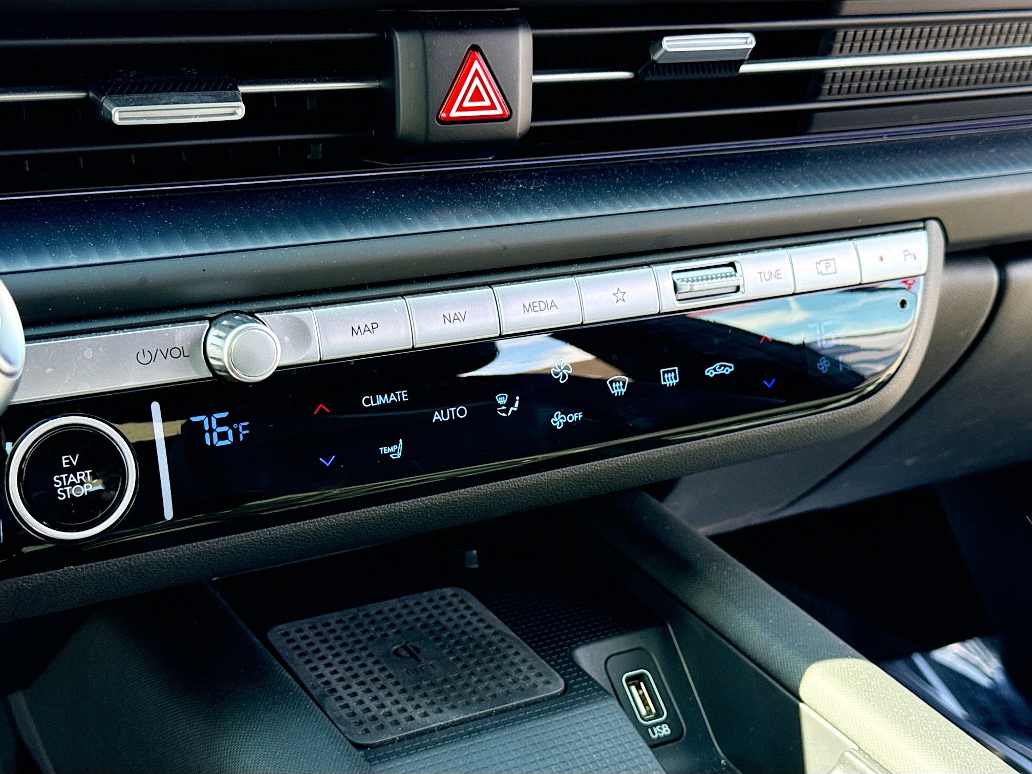 Certified 2024 Hyundai Ioniq 6 SEL image 10