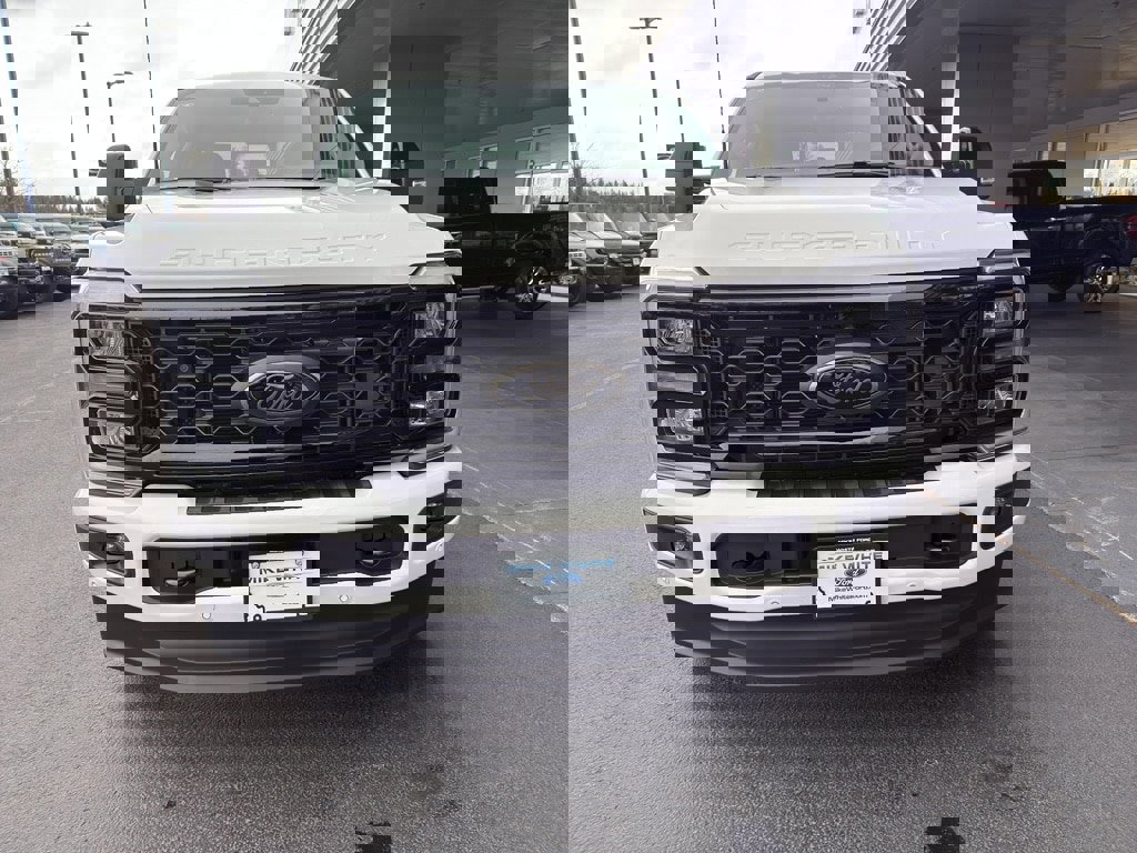 New 2026 Ford F350 Lariat w/ Black Appearance Package image 2