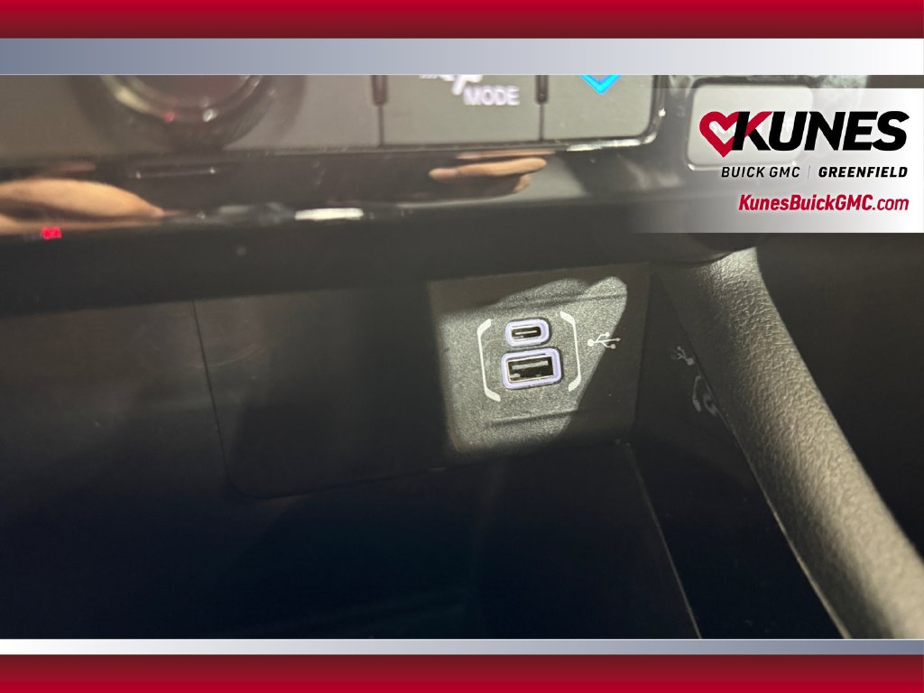 Used 2025 Jeep Compass Limited AWD/4WD image 32