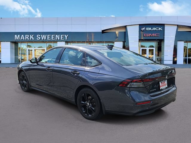 Used 2025 Honda Accord SE image 30
