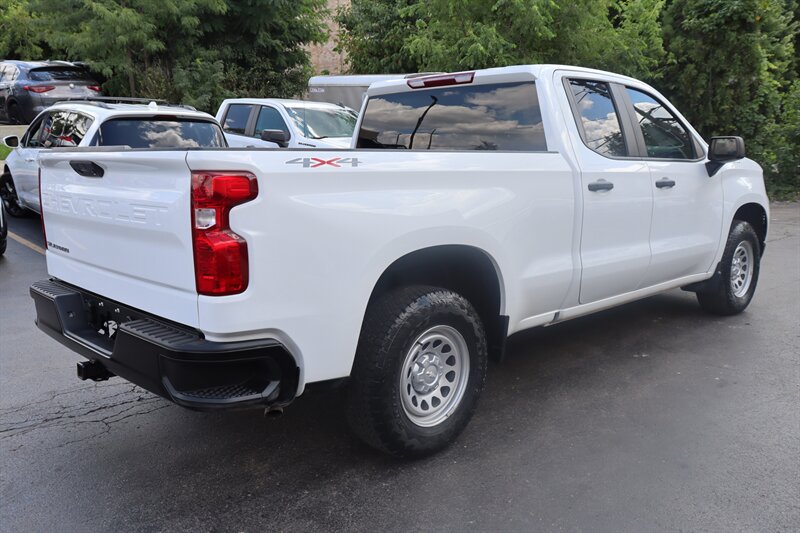 Used 2023 Chevrolet Silverado 1500 W/T w/ WT Value Package AWD/4WD image 6