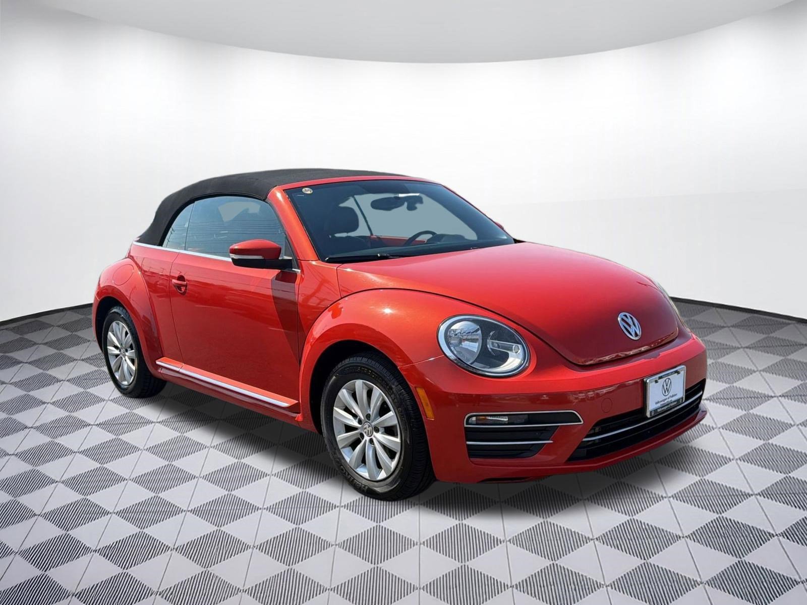 Used 2019 Volkswagen Beetle SE image 7