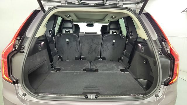 New 2026 Volvo XC90 B6 Core AWD/4WD image 40