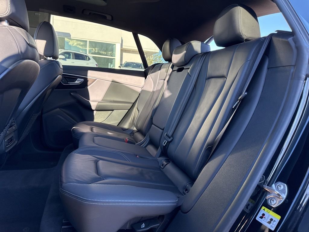 Used 2019 Audi Q8 Premium w/ Convenience Package image 24