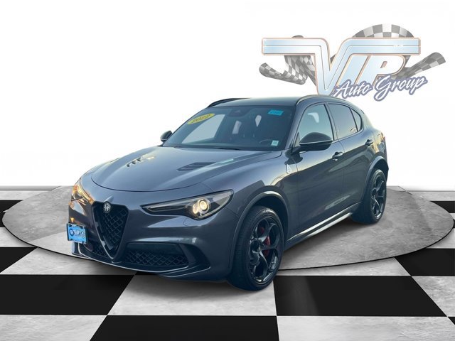 Used 2022 Alfa Romeo Stelvio Quadrifoglio AWD/4WD image 4