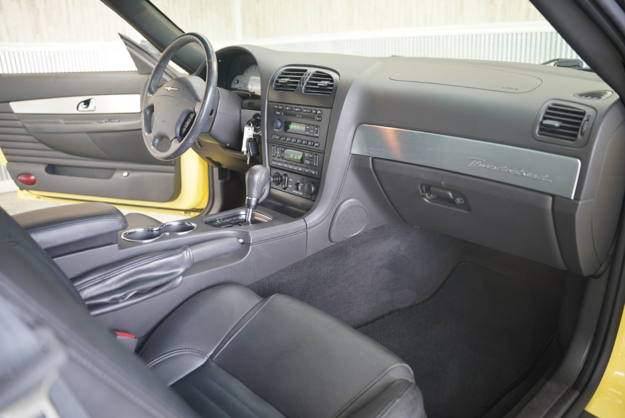 Used 2002 Ford Thunderbird image 16