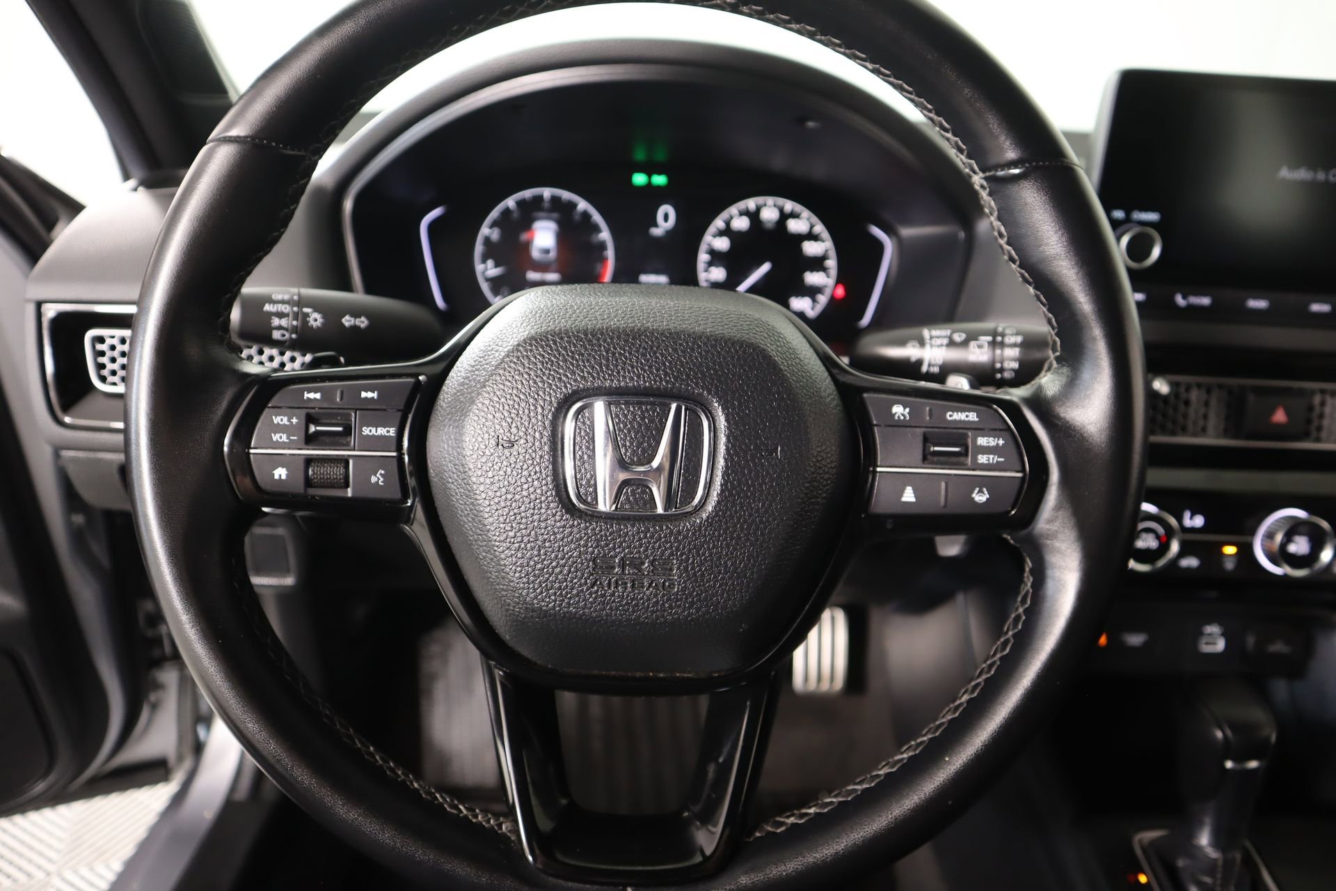 Used 2024 Honda Civic Sport image 3