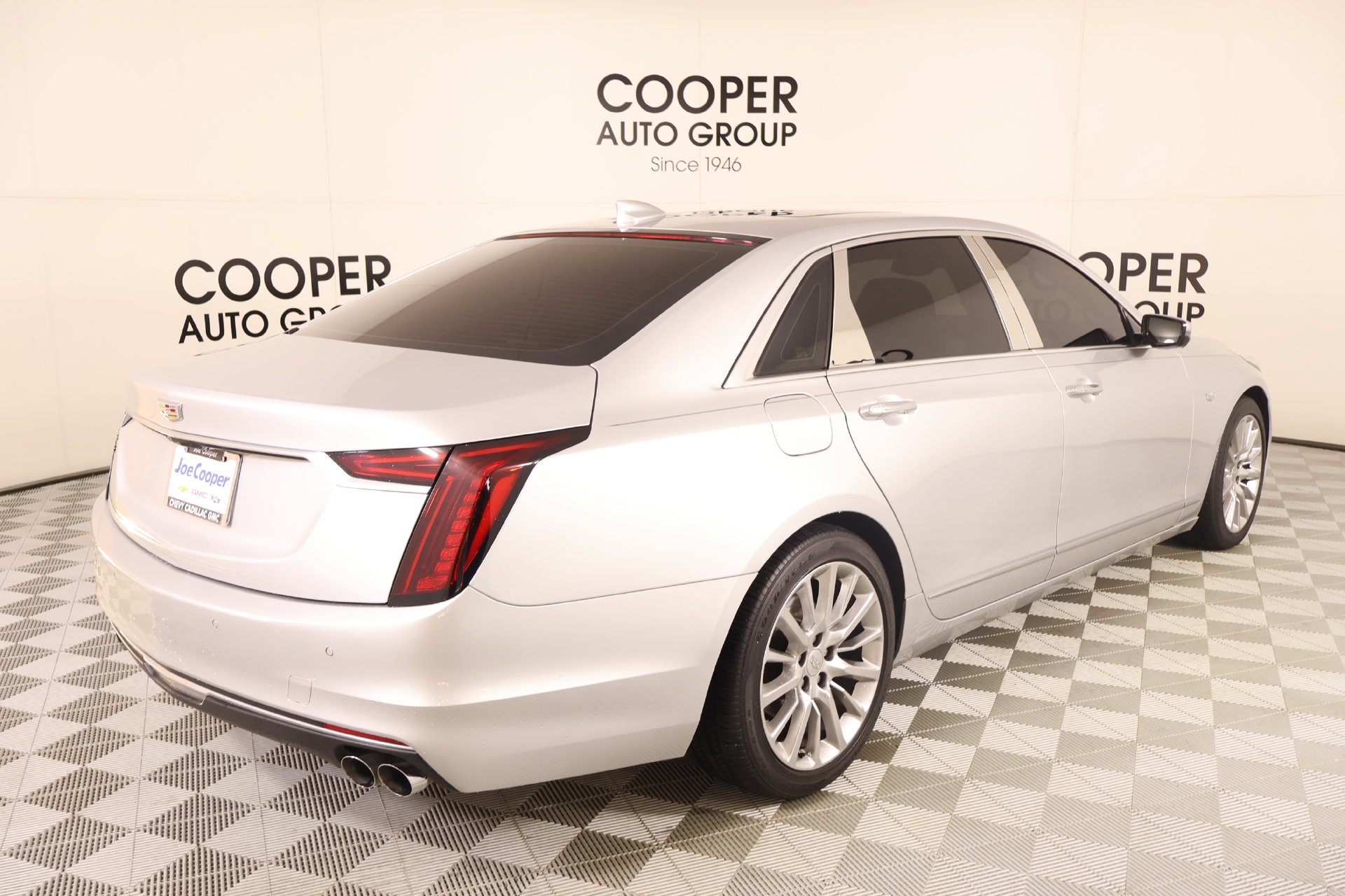 Used 2019 Cadillac CT6 Luxury w/ Driver Awareness Package RWD image 22