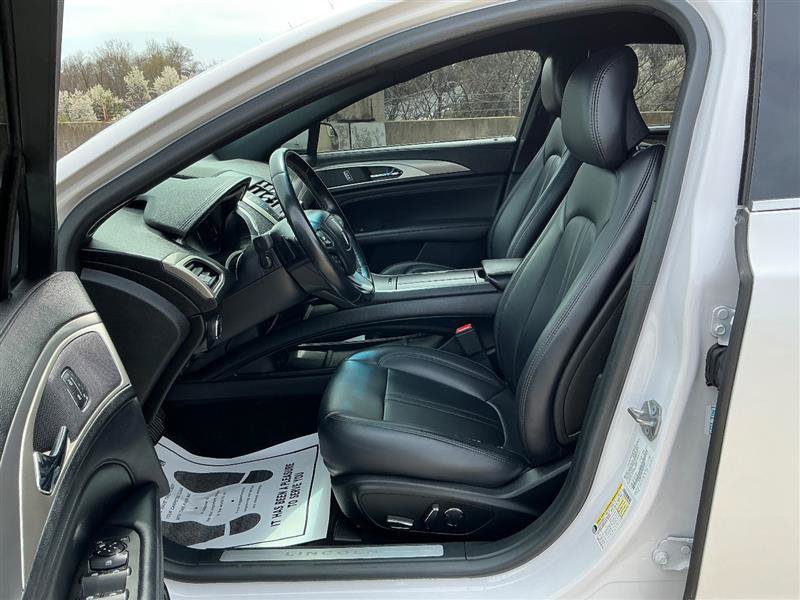 Used 2018 Lincoln MKZ Premiere AWD/4WD image 29