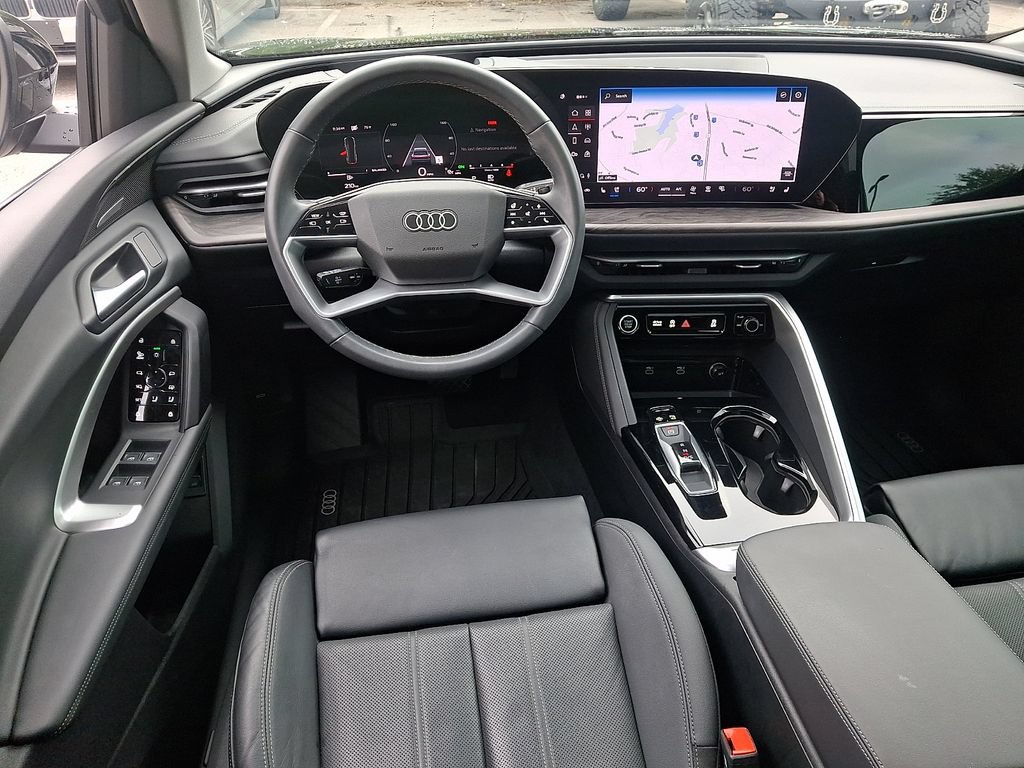 Used 2025 Audi Q5 Premium Plus AWD/4WD image 11
