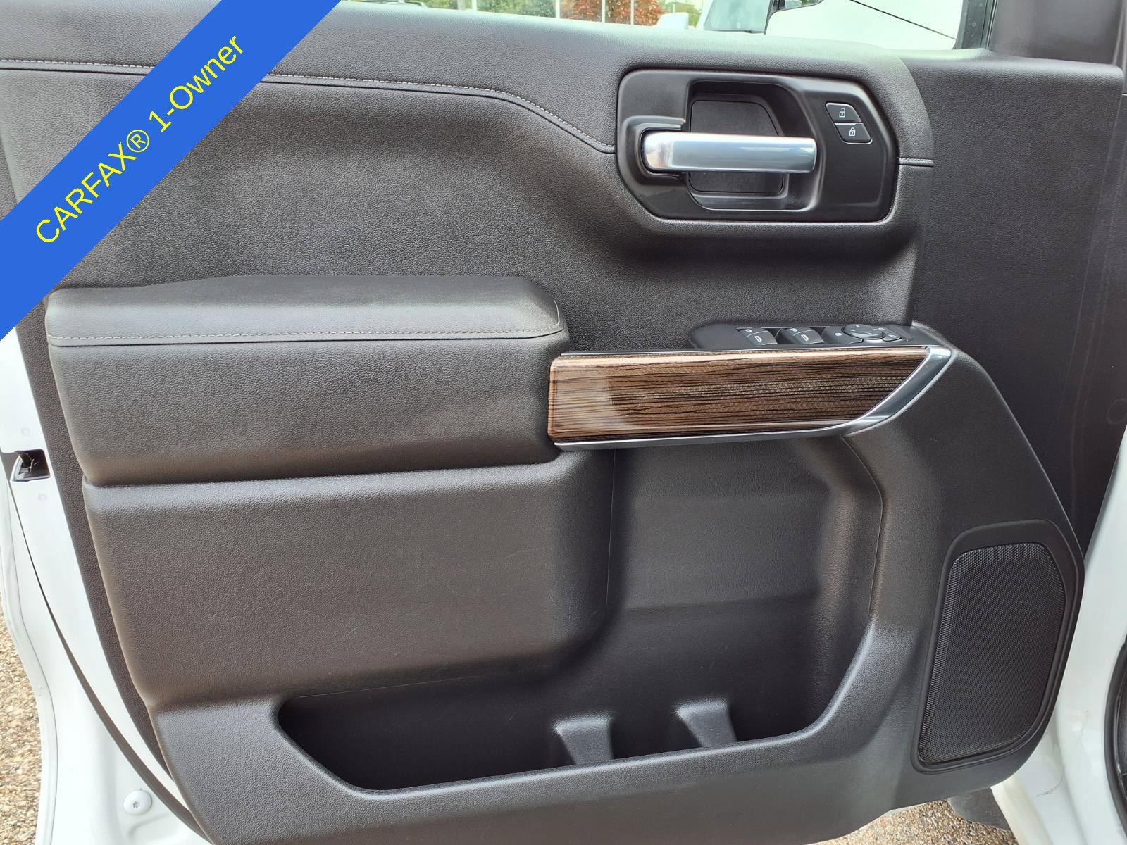Used 2021 Chevrolet Silverado 1500 LT w/ Bed Protection Package AWD/4WD image 15