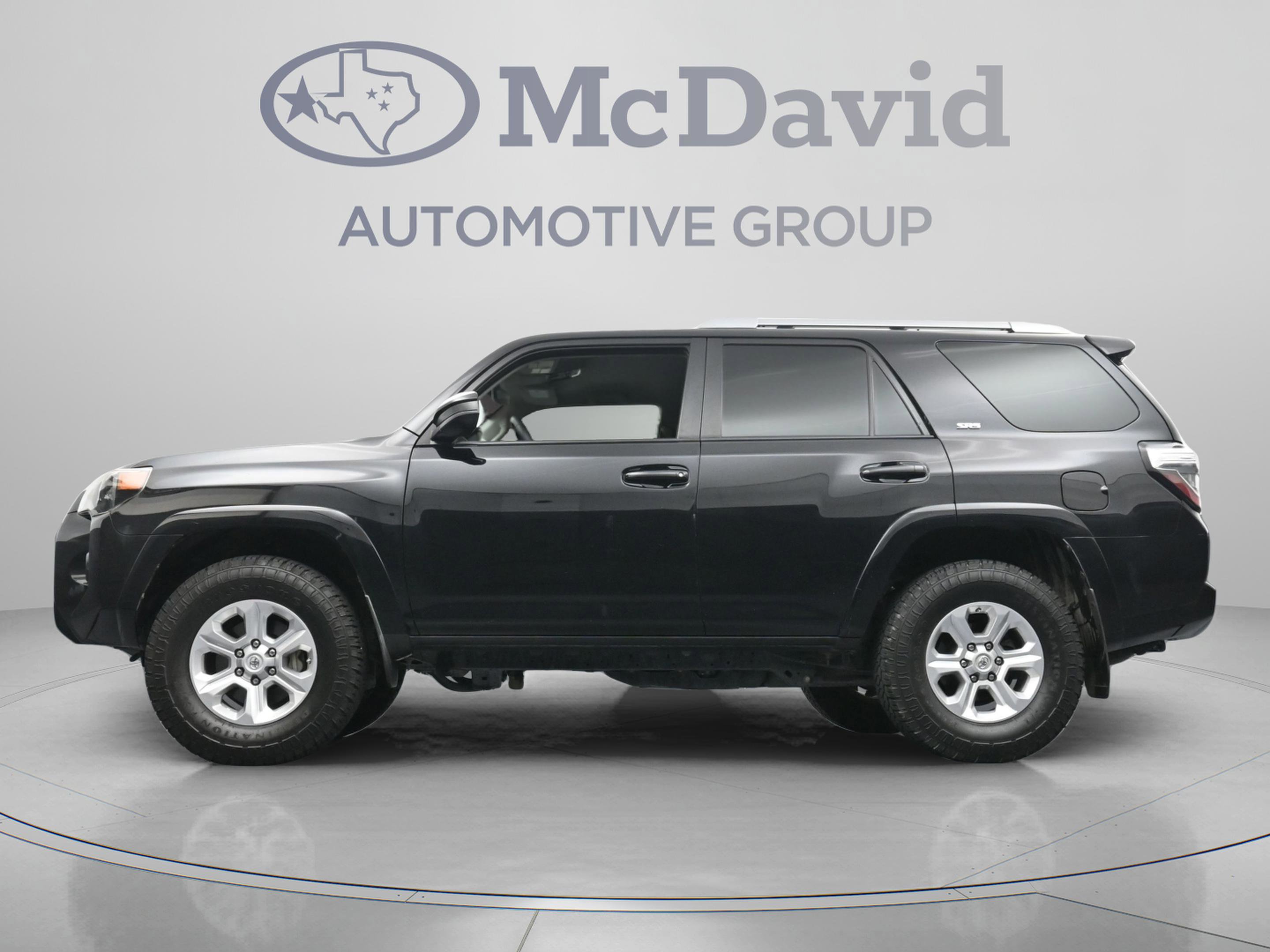 Used 2017 Toyota 4Runner SR5 RWD image 27