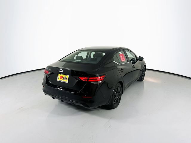 Used 2025 Nissan Sentra S image 9