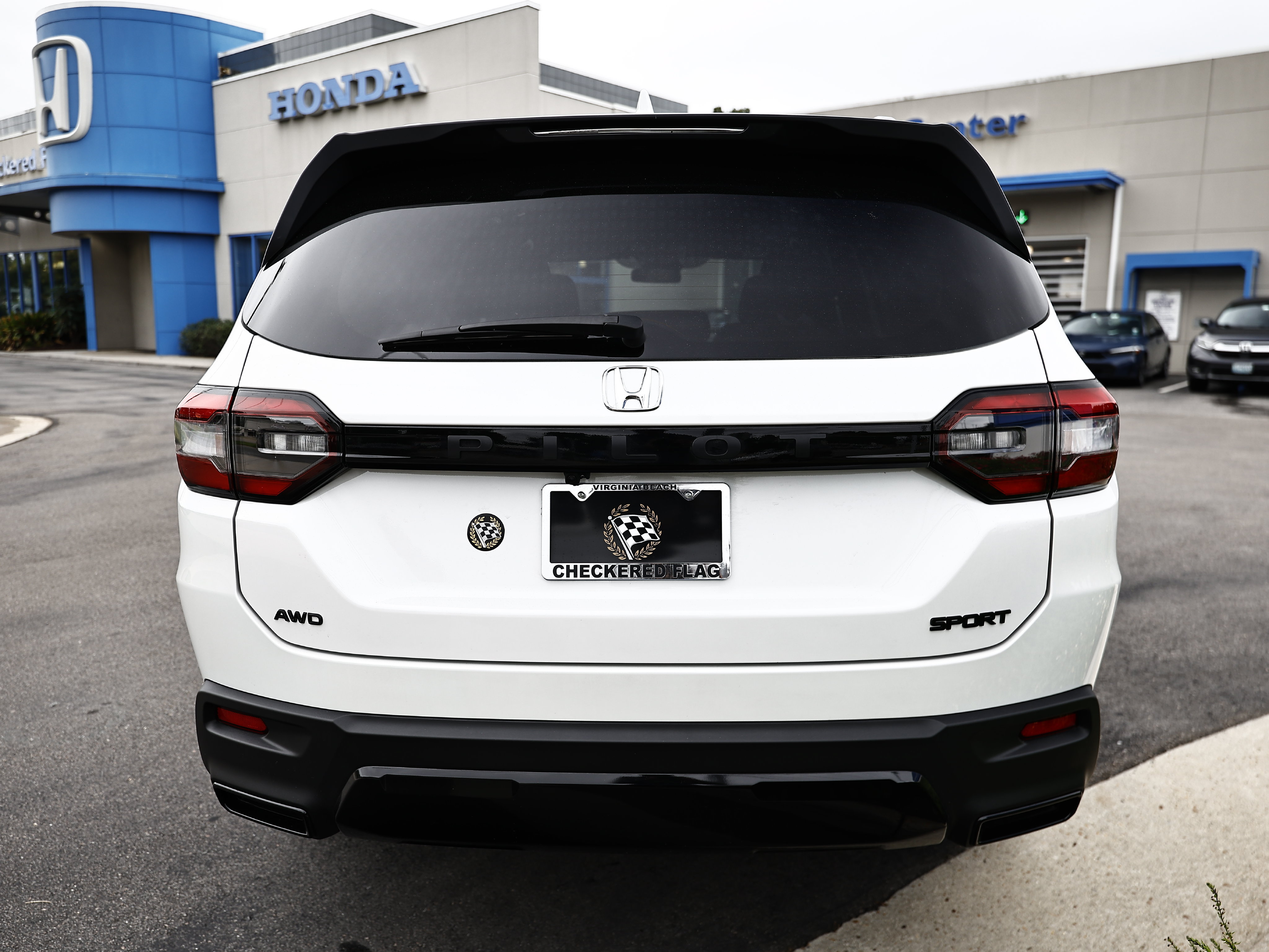 Used 2026 Honda Pilot Sport image 10