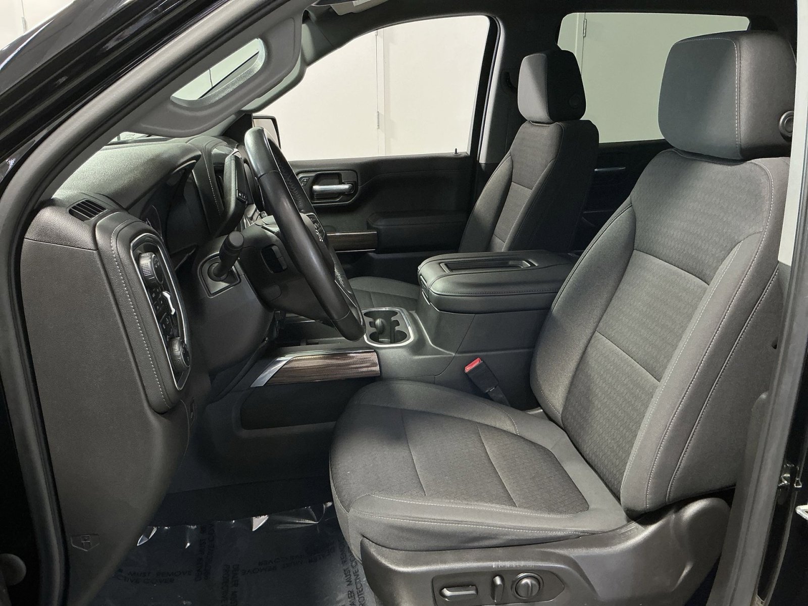 Used 2021 Chevrolet Silverado 1500 LT Trail Boss w/ Bed Protection Package image 21