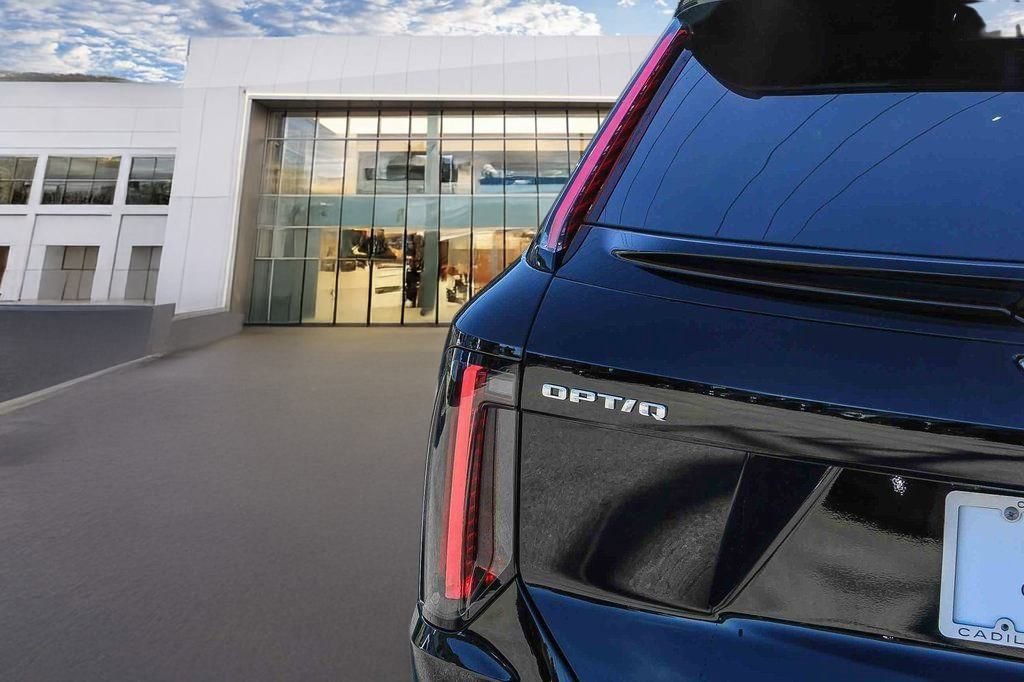 New 2026 Cadillac Optiq Sport 1 image 21