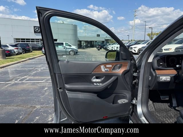 Certified 2026 Mercedes-Benz GLS 450 4MATIC image 13