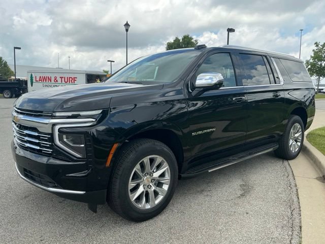 New 2026 Chevrolet Suburban Premier w/ Sun And Tow Package AWD/4WD image 4