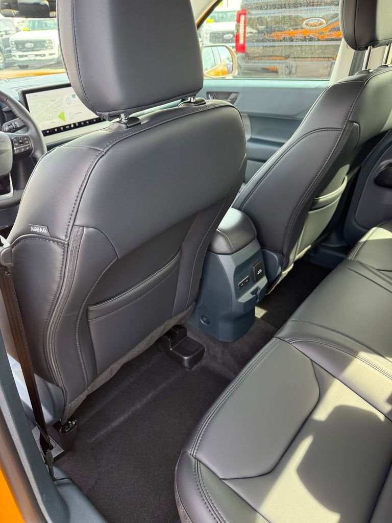 New 2026 Ford Maverick Lariat w/ Black Appearance Package image 18