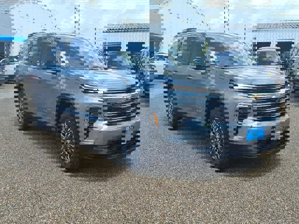 New 2026 Chevrolet Traverse LT w/ Enhanced Driving Package image 5