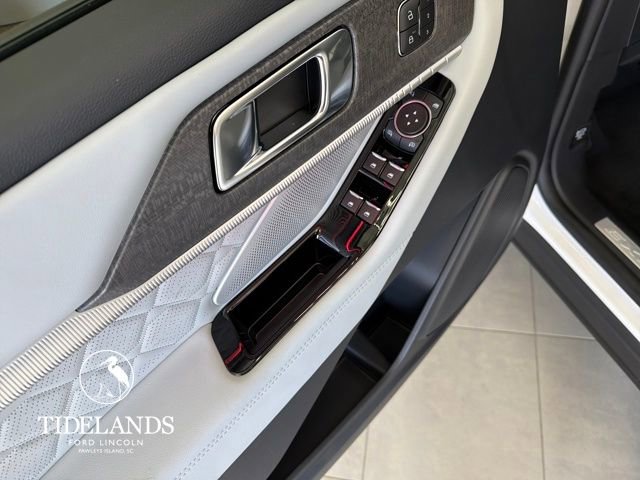 New 2026 Ford Explorer Platinum w/ LUX Leather Package image 14