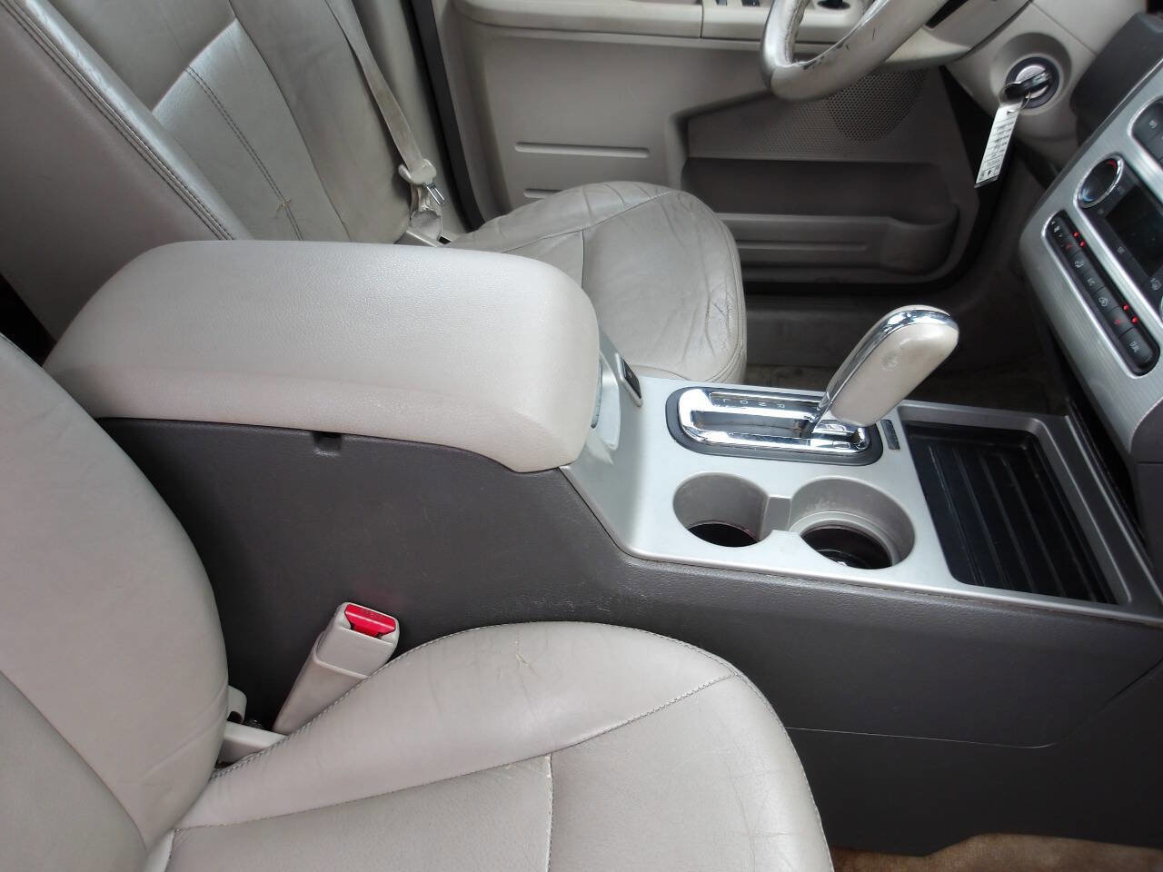 Used 2009 Ford Edge SEL image 21