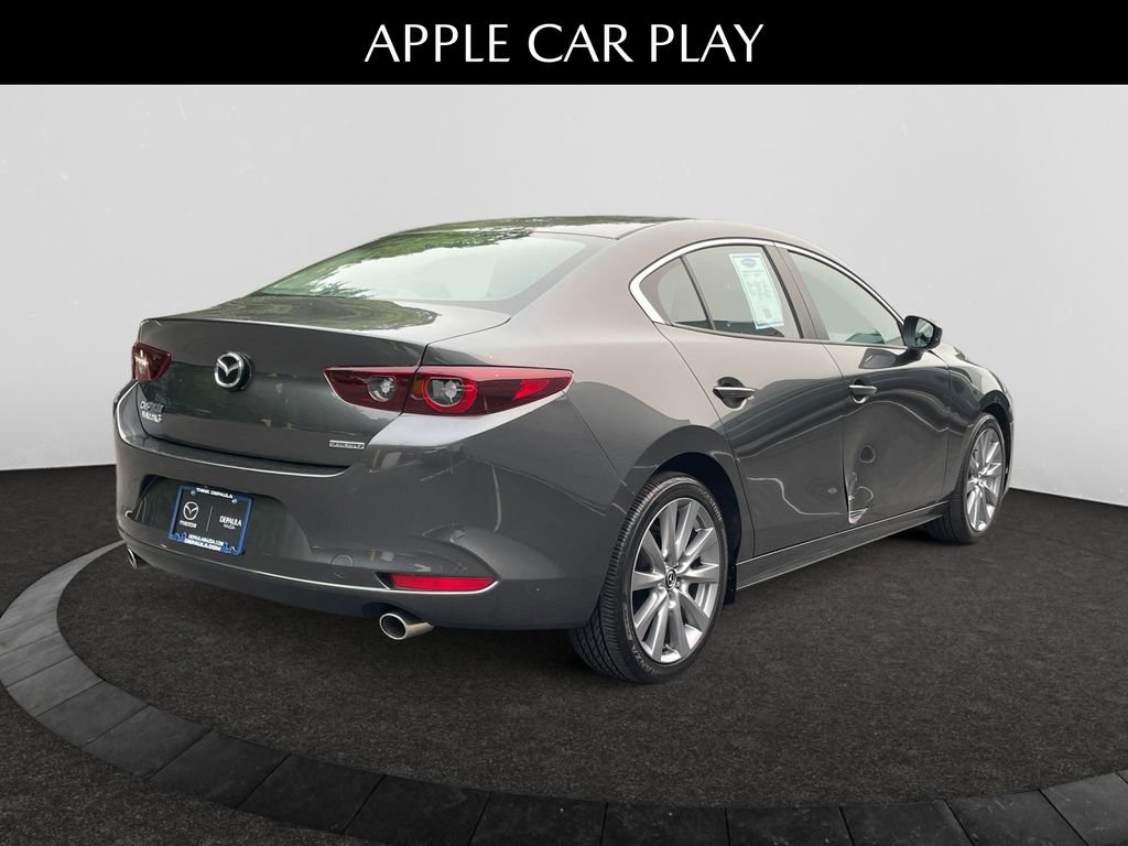 Used 2023 MAZDA MAZDA3 s FWD image 5