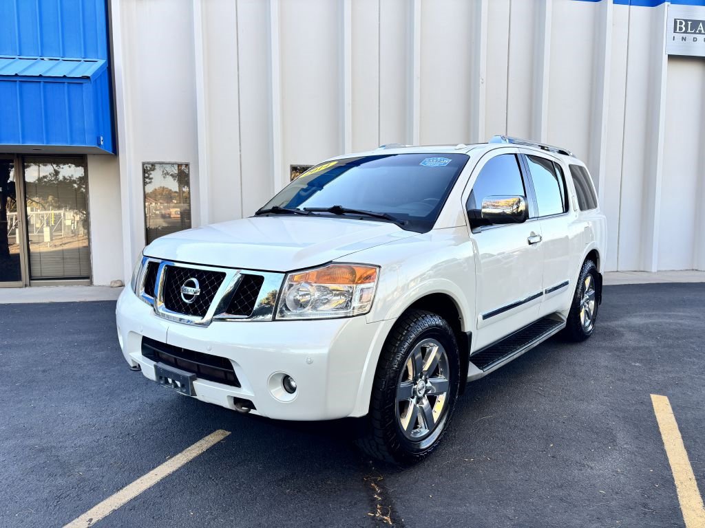 Used 2014 Nissan Armada Platinum image 3