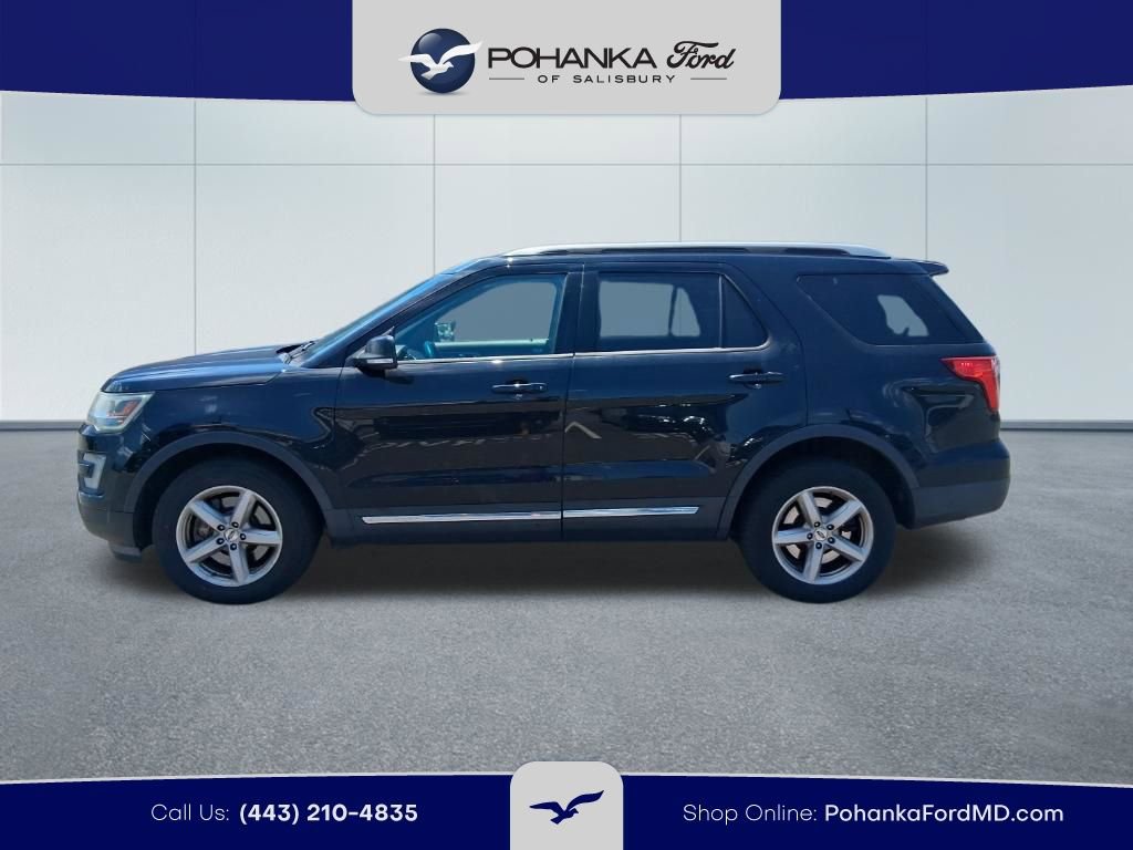 Used 2016 Ford Explorer XLT w/ Equipment Group 202A AWD/4WD image 8