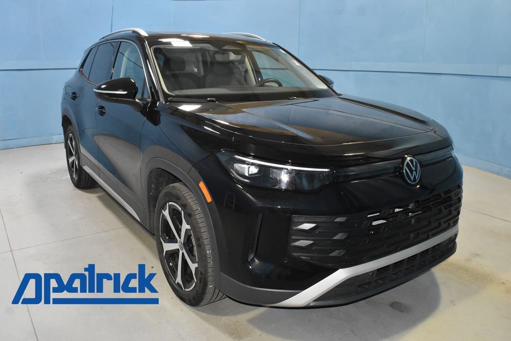 Certified 2026 Volkswagen Tiguan SE w/ Panoramic Sunroof Package AWD/4WD video 1