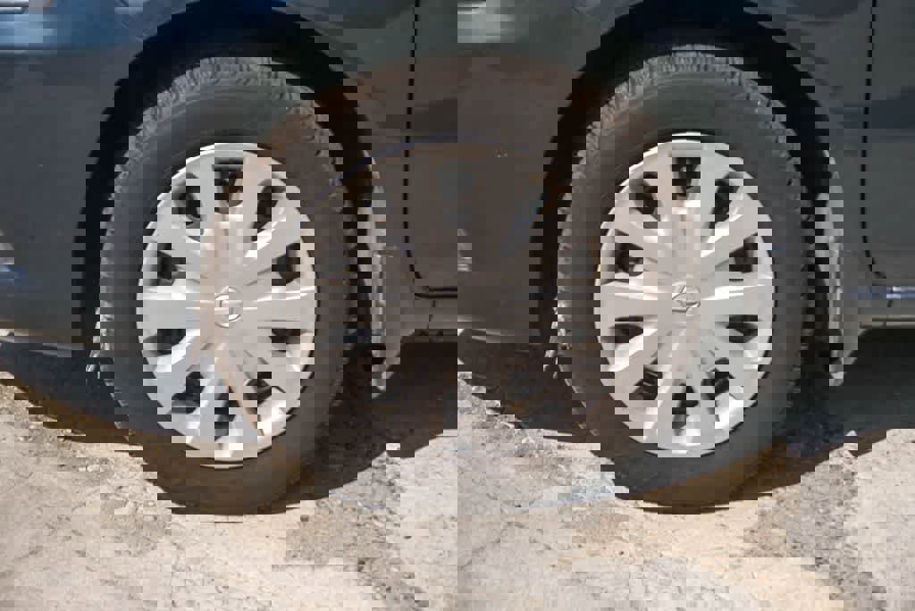 Used 2016 Nissan Versa S image 5