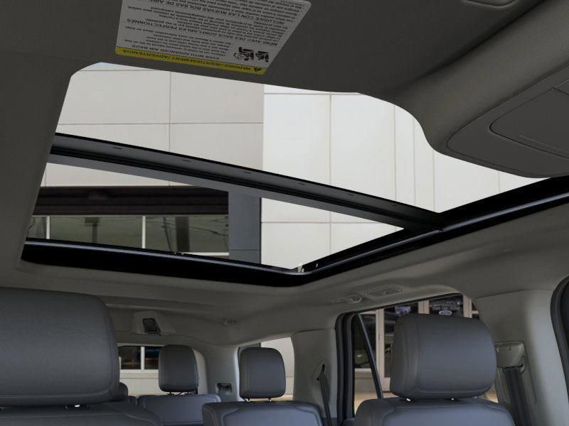 New 2026 Ford Expedition Active image 22